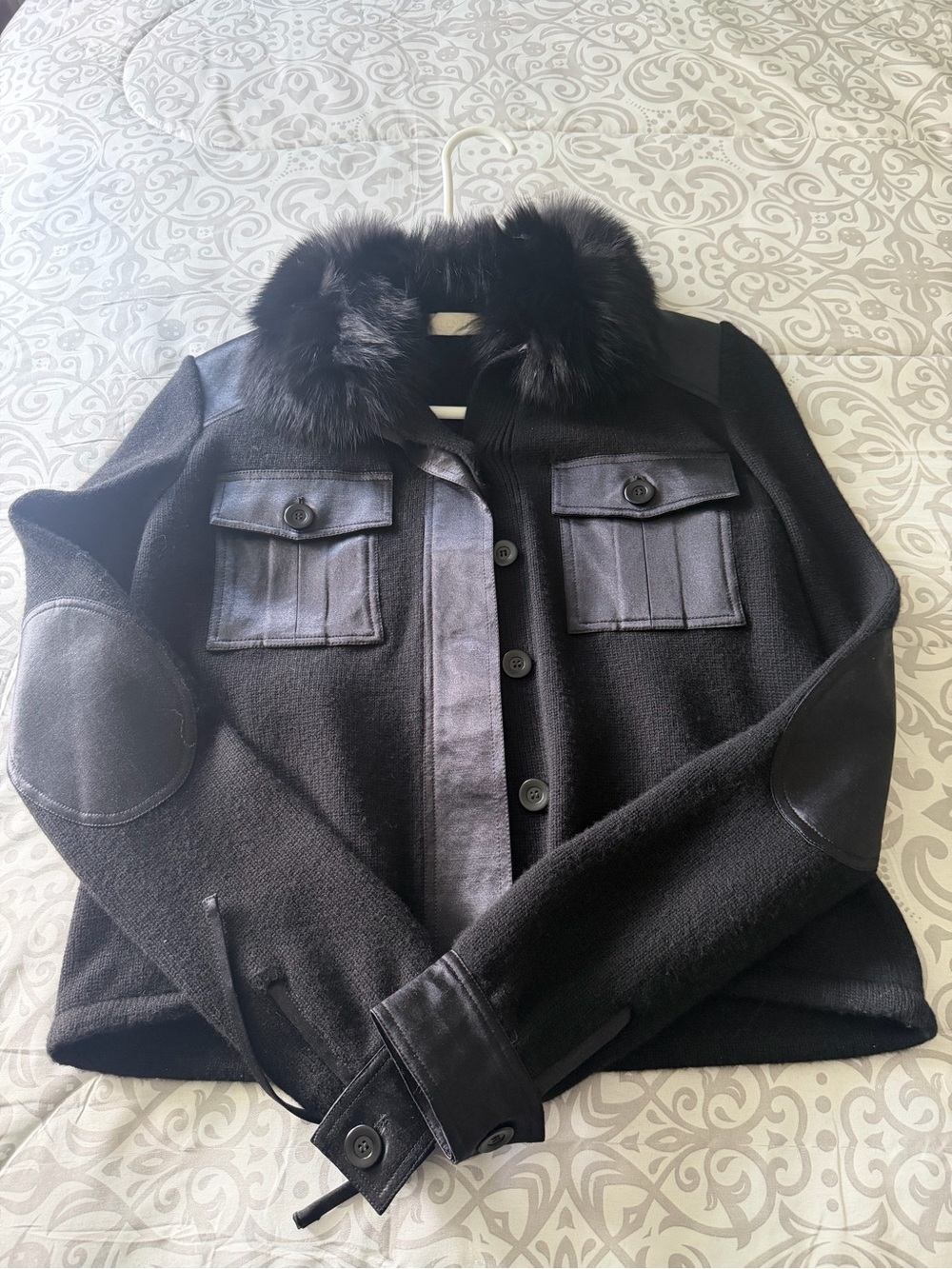 Valentino Knit Trim Sweater With Fur Collar - Picture 4 of 13